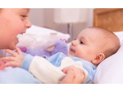 育嬰員、月嫂、母嬰保健師的職業(yè)區(qū)別