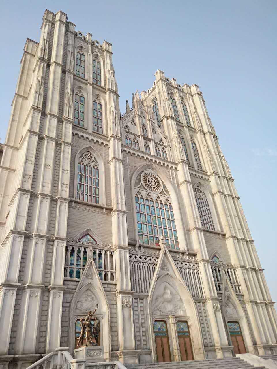 學(xué)設(shè)計去韓國，怎么樣？