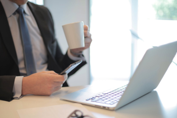 java高級(jí)工程師證書是職稱嗎？怎樣才能成為java高級(jí)工程師？