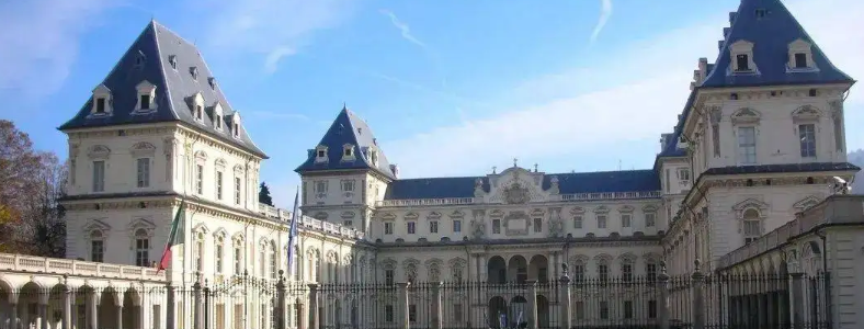 法語考試報(bào)名哪些人可以注冊參加？