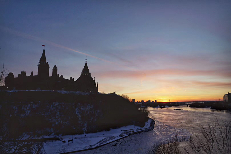 西蒙菲莎大學(xué)