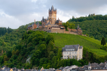 畢業(yè)生找工作注意什么？加拿大雇主看重哪些能力？