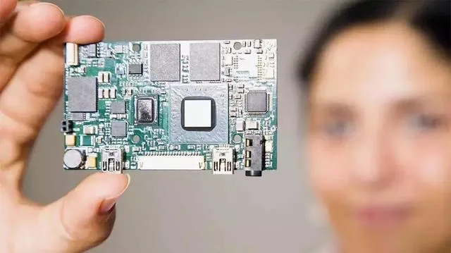 物聯(lián)網(wǎng)行業(yè)的嵌入式工程師要選擇什么樣的操作系統(tǒng)？