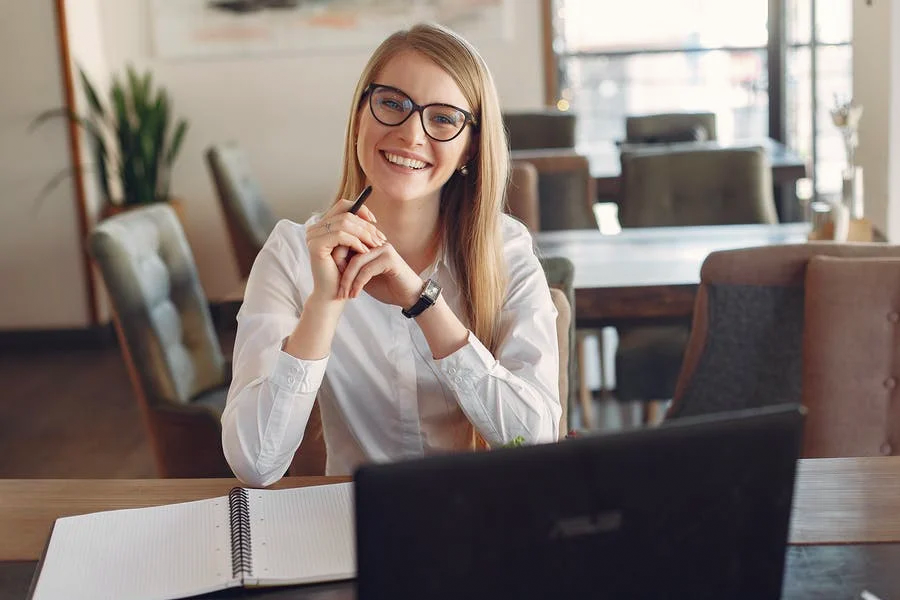 選擇哪個留學中介機構比較好？