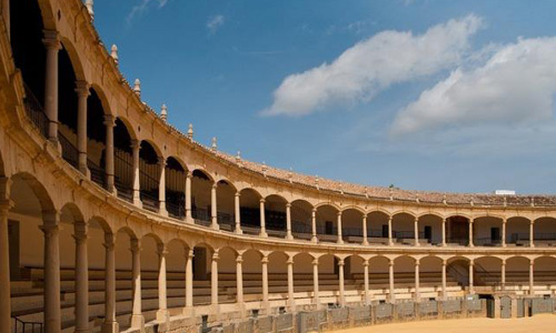 藝術(shù)生去法國(guó)留學(xué)需要多少錢(qián)？