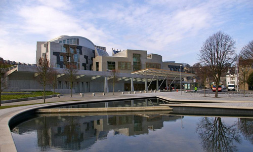 藝術(shù)生如何去愛丁堡龍比亞大學(xué)留學(xué)？