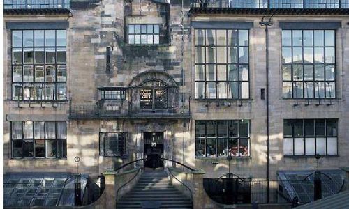 格拉斯哥藝術(shù)設(shè)計(jì)學(xué)院視覺傳達(dá)好嗎？