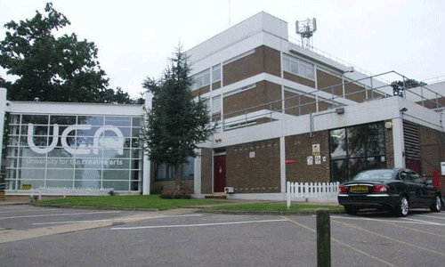 創(chuàng)意藝術(shù)大學(xué)插圖碩士申請(qǐng)要求是什么？