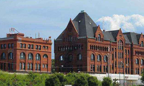 數(shù)字媒體藝術(shù)留學(xué)讀研哪個(gè)學(xué)校好？