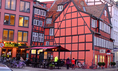 丹麥皇家藝術(shù)學(xué)院靠什么搏出位？