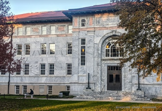 美國埃默里大學(xué)和北大比較哪一個(gè)實(shí)力更強(qiáng)？