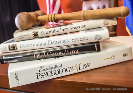 法律與心理學雙學位在美國上哪個大學？