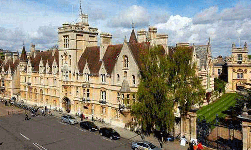 英國電影學(xué)藝術(shù)留學(xué)院校申請要求