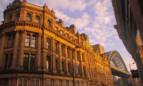 去英國(guó)藝術(shù)留學(xué)的費(fèi)用貴嗎？